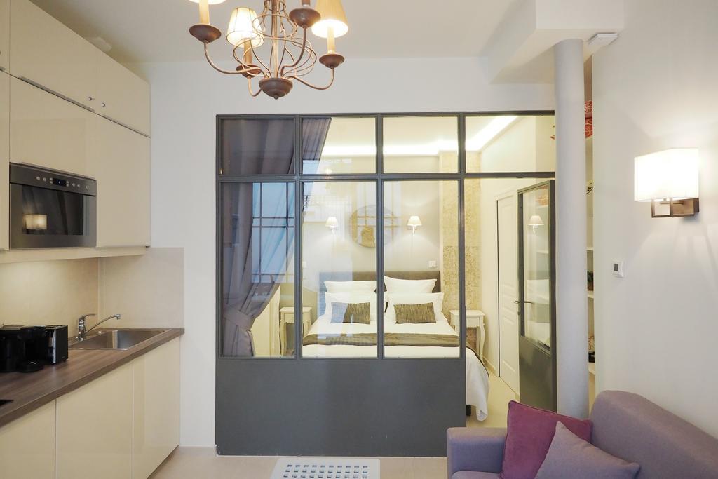 Saint Germain Cosy Chicsuites Paříž Pokoj fotografie