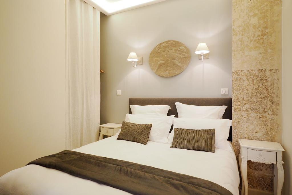 Saint Germain Cosy Chicsuites Paříž Pokoj fotografie